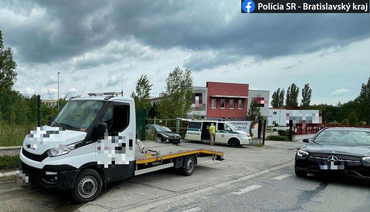 Preťažené odťahové auto mohlo odísť až po...