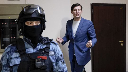 Ruského opozičníka Gudkova vzali do väzby, o dva dni ho čaká súd