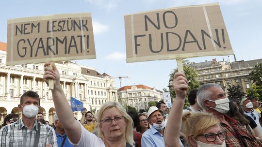 Orbán chce mať kampus čínskej Univerzity Fu-tan v Budapešti. Opozícia: jeho výstavba bude samovraždou Fideszu