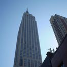 Empire State Building - pohľad z ulice
