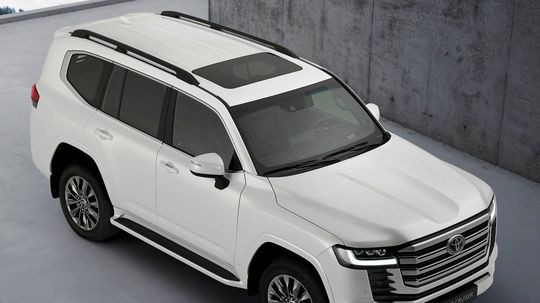 Toyota Land Cruiser 300 - 2021