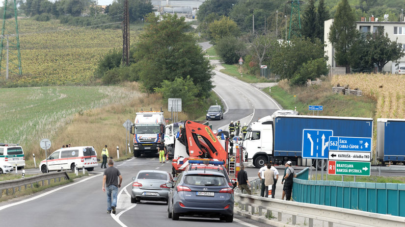 Pri tejto križovatke sa už od začiatku...