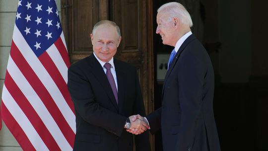 Moskva privítala záväzok Bidena a Putina obmedzovať jadrové zbrojenie