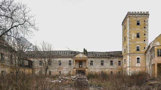 Sokolovce pri Piešťanoch. Kaštieľ sa naposledy...