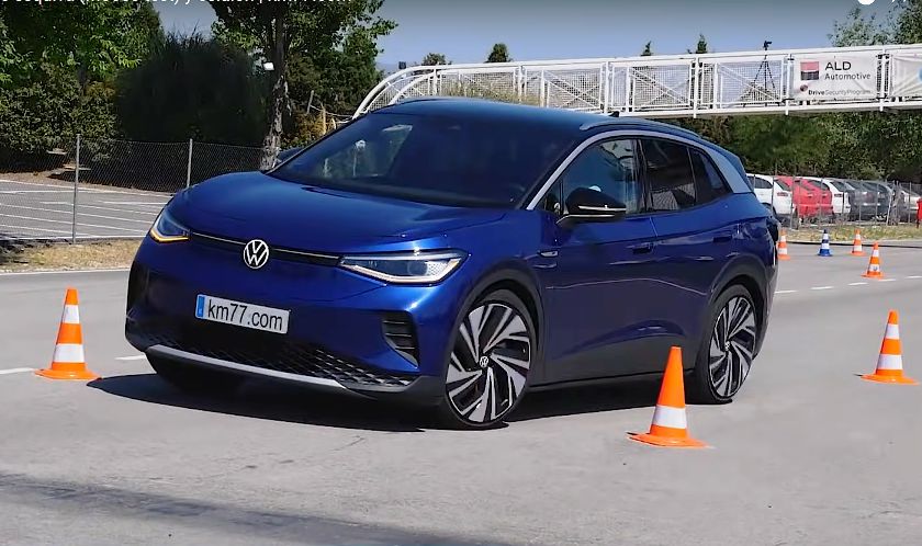 Elektrický VW ID.4 má síce plný počet...