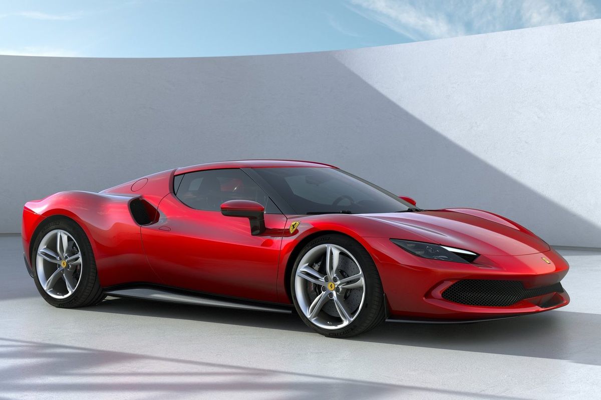 Nové Ferrari 296 GTB omračuje plavnými líniami...