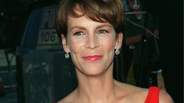 Herečka Jamie Lee Curtis na zábere z roku 1998...