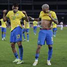 Lucas Paqueta, Neymar