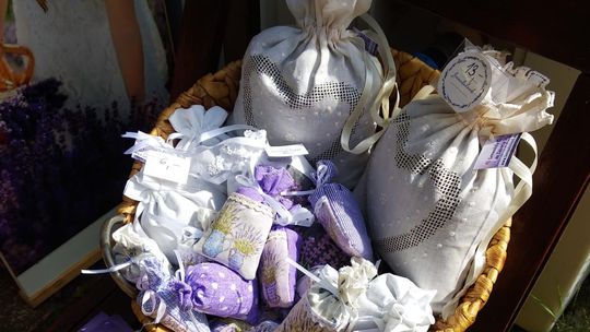 Výrobky z čerstvých levanduľových kvetov.