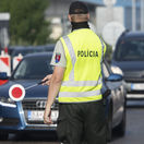 Rakúsko koronavírus hranica polícia kontroly