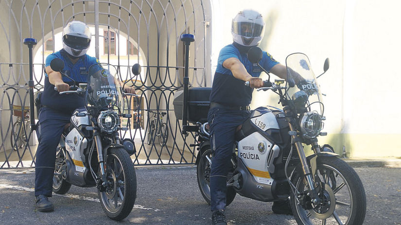 Michalovce, elektromotocykle, polícia