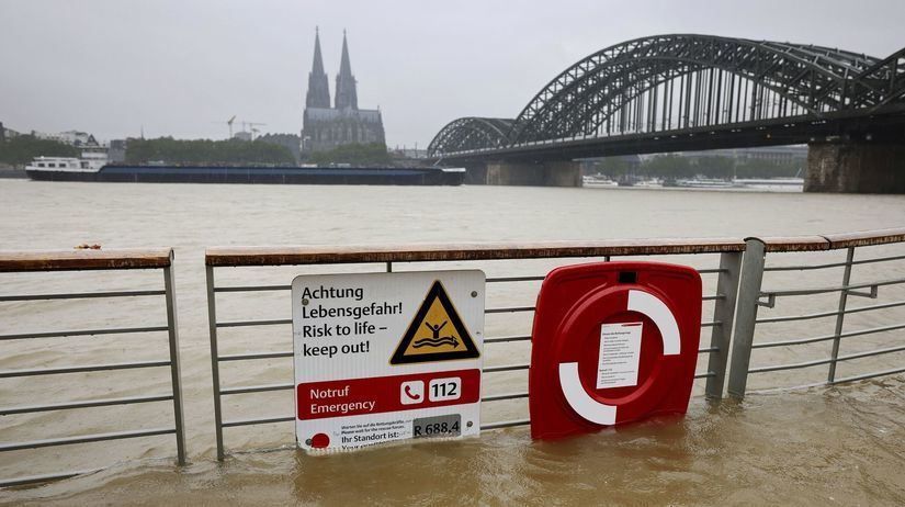 Rhine, floods
