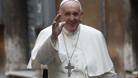 Na podujatia s pápežom sa prvý týždeň prihlásilo 20-tisíc ľudí
