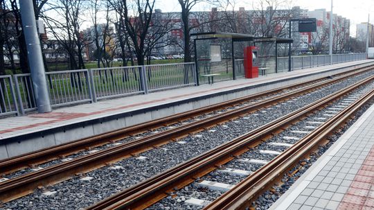 Víťazná firma chce električkovú trať v Petržalke predĺžiť za 74,5 mil. eur