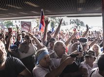 Protest / Demonštrácia / NR SR / Národná rada / Parlament /