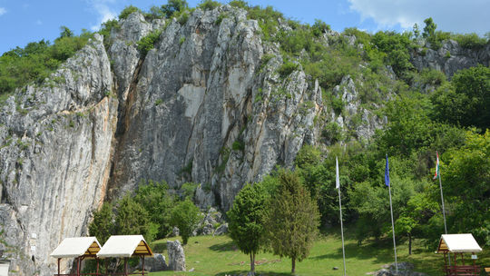 Vstup do jaskyne Baradla.