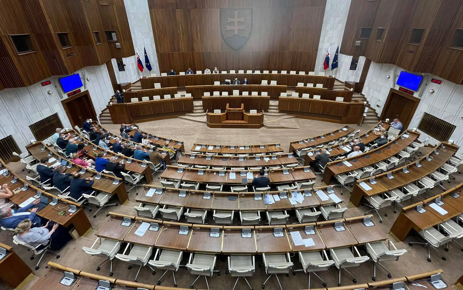 Mimoriadna 36. schôdza Národnej rady SR. 26....
