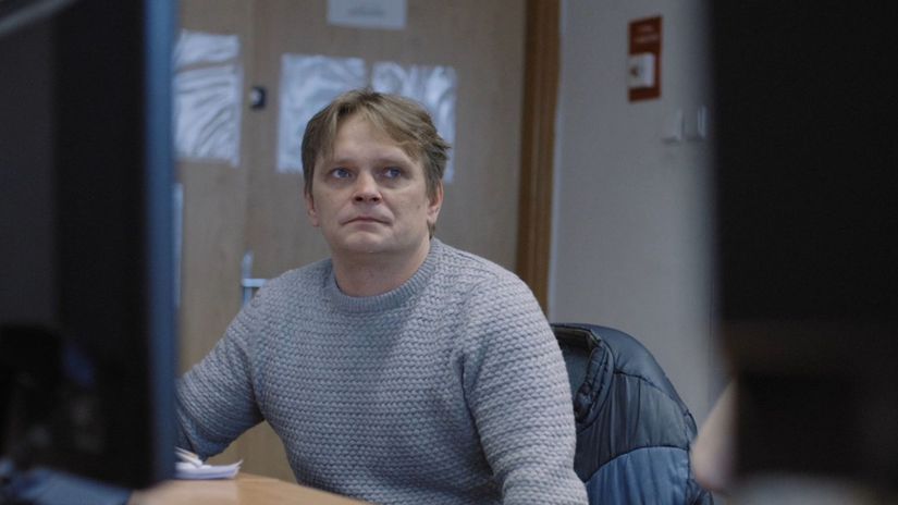 Z hlavného  hrdinu, baníka Tomáša Hisemu, sa...