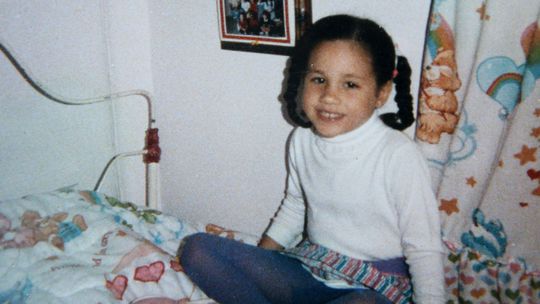 Meghan ako 6-ročná v dome jej mamy Dorie...