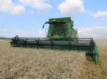 kombajn, žatva, superpočítač, moderné technológie