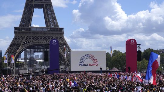 Francúzsko OH2020 Paríž OH2024 Prevzatie Slávnosť