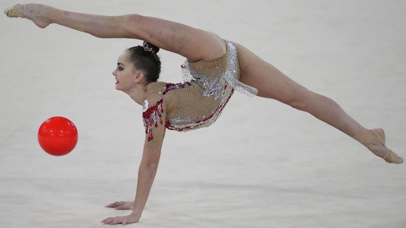 Tokyo Olympics Rhythmic Gymnastics Averina
