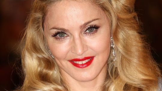 Táto tvár speváčky Madonny je už minulosť! Na cenách Grammy šokovala vizážou, je na nepoznanie