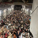 evakuácia afganistan lietadlo
