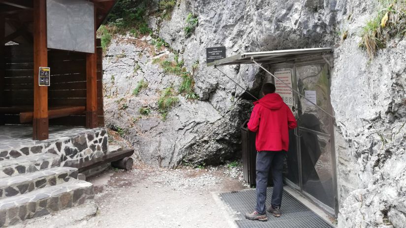 Demänovská ľadová jaskyňa, vchod