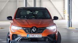 Test: Renault Arkana 1,3 TCe R.S. Line – 'X4' pre chudobných očarí dizajnom  aj kufrom - Testy automobilov - Auto - Pravda