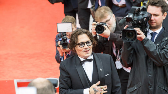 Herec Johnny Depp prichádza na záverečný...