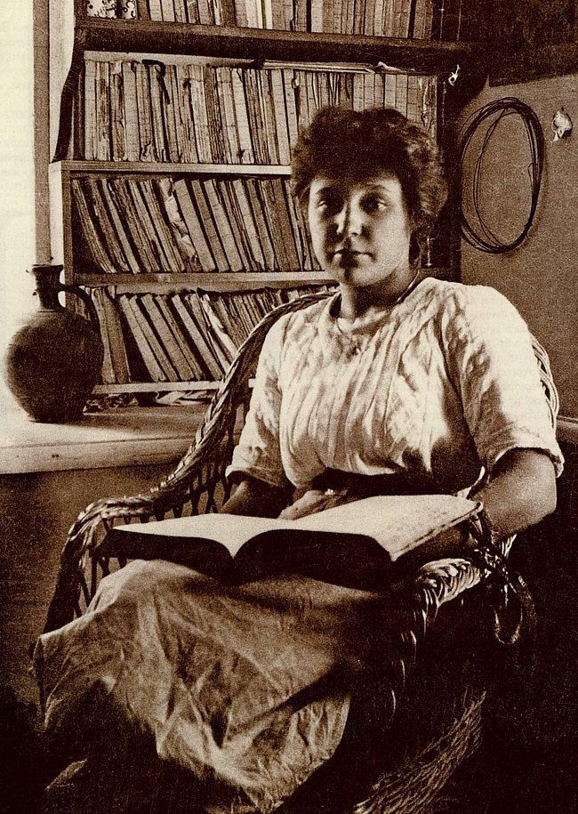 Marina Cvetajevová v roku 1911.
