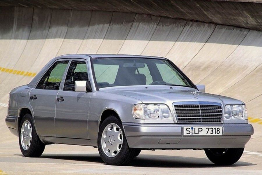 Mercedes-Benz E300