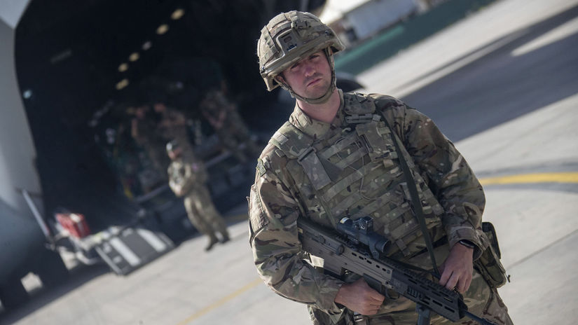 Afganistan / Británia / Vojak / Armáda /
