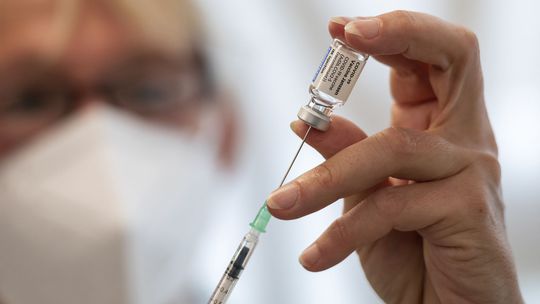 Povinné očkovanie pre vybrané skupiny? Je to pol na pol