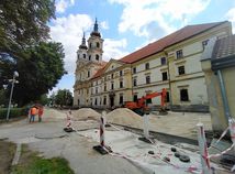 šaštín stráže bazilika, pápež