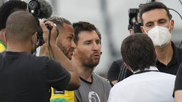 Star players Lionel Messi and Neymar and coach ...
