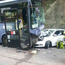 nehoda autobus auto