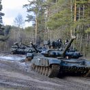 Belarus, Minsk, vojenské cvičenie, ruské tanky