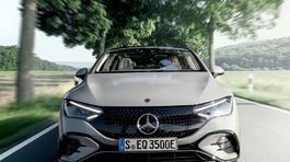 Mercedes-Benz EQE - 2022