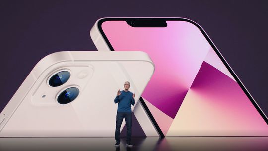 iPhone 13 -  predstavenie nového smartfónu.