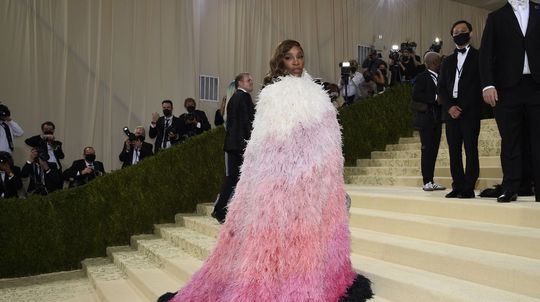 Tenistka Serena Williams v kreácii Gucci. 