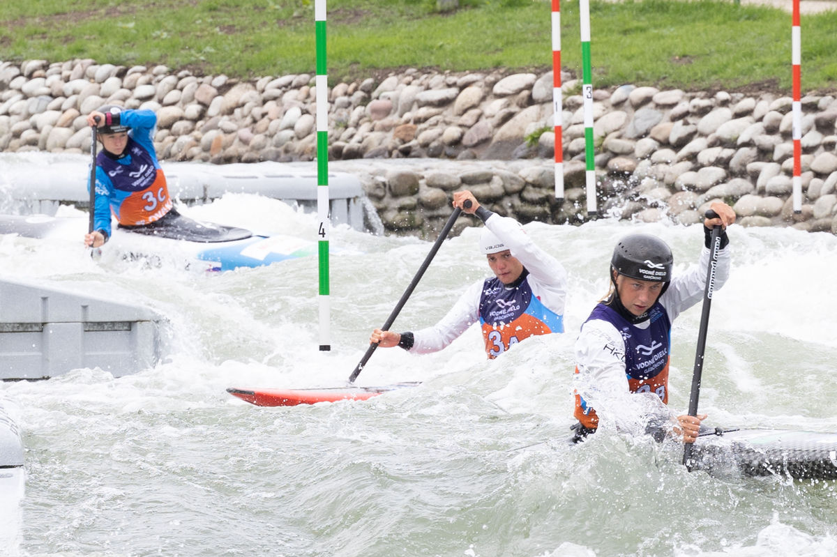 Slovenská ženská hliadka C1.