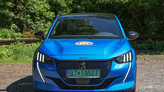 Peugeot e-208 GT - test 2021