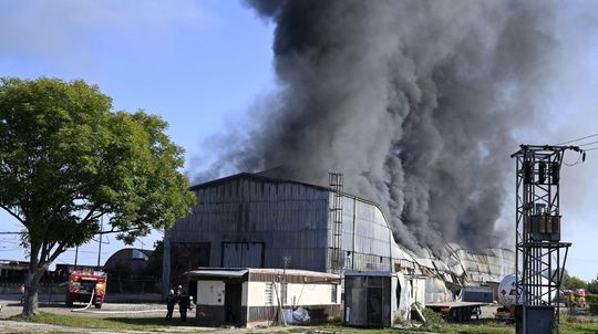 Požiar odpadu v hale v Trebišove urobil škodu za 800-tisíc eur