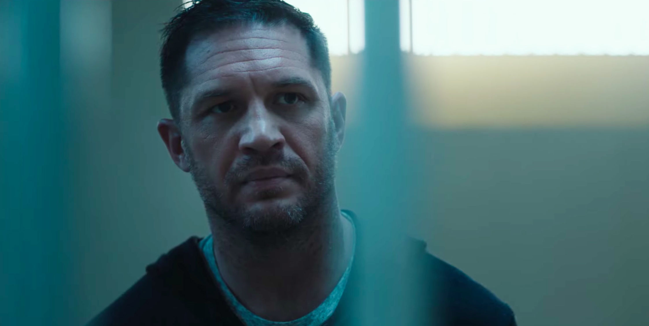 Tom Hardy ako hlavný hrdina nového filmu Venom...