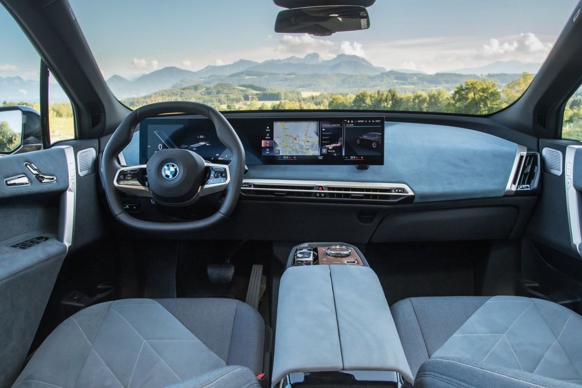 Kabína prináša úplne nový, minimalistický...