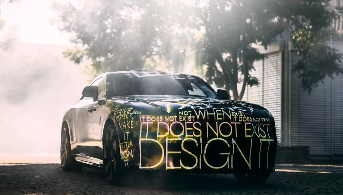 Nový čisto elektrický Rolls-Royce Spectre nemá...