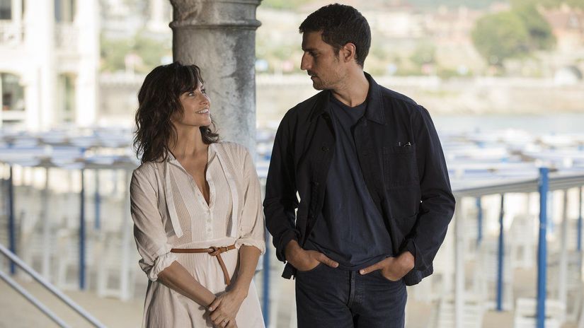 Rifkinova manželka (Gina Gershon) túži po madom...