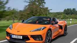 Chevrolet Corvette Stingray Convertible EÚ - 2021